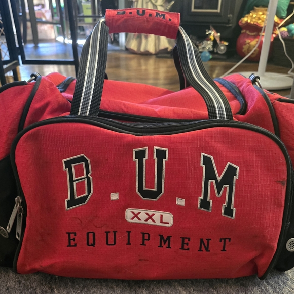 Vintage 80's B.U.M. Equipment Red Duffel Bag!! - Picture 1 of 8
